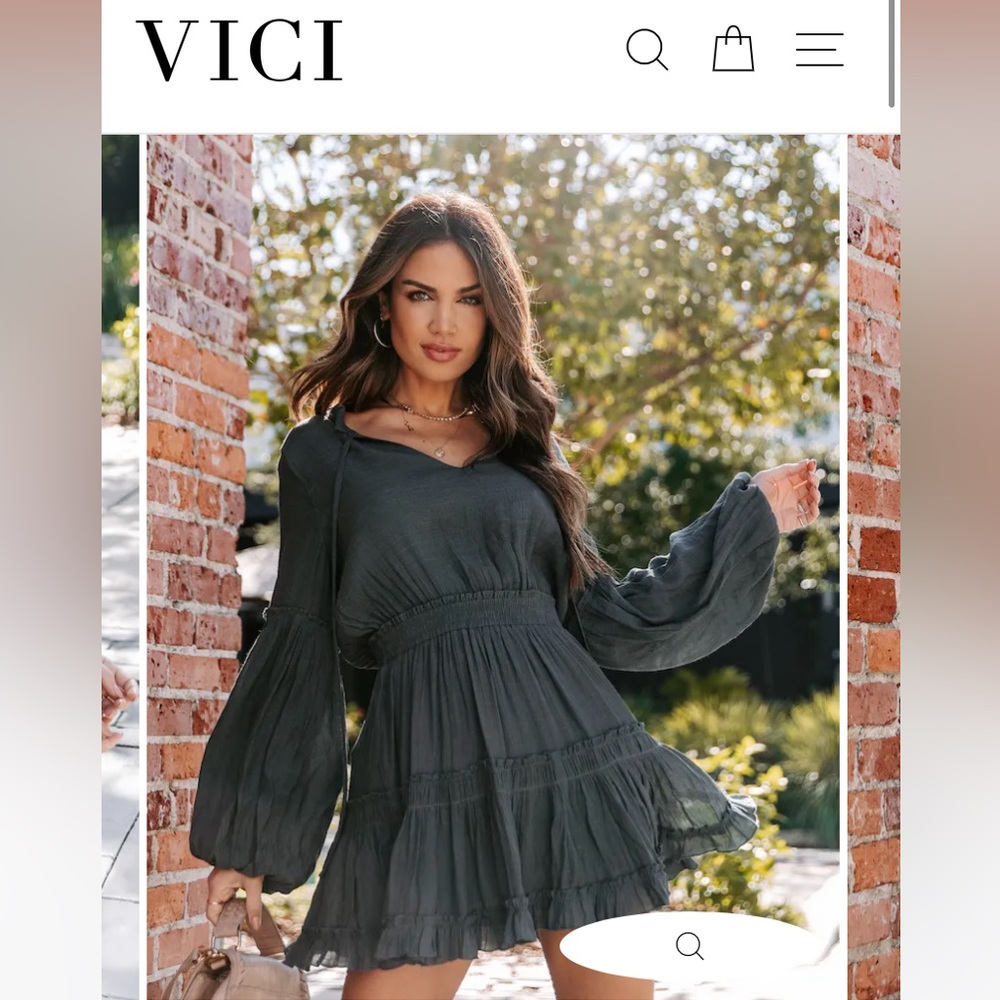 RUN FREE BABE TIERED BALLOON SLEEVE MINI DRESS